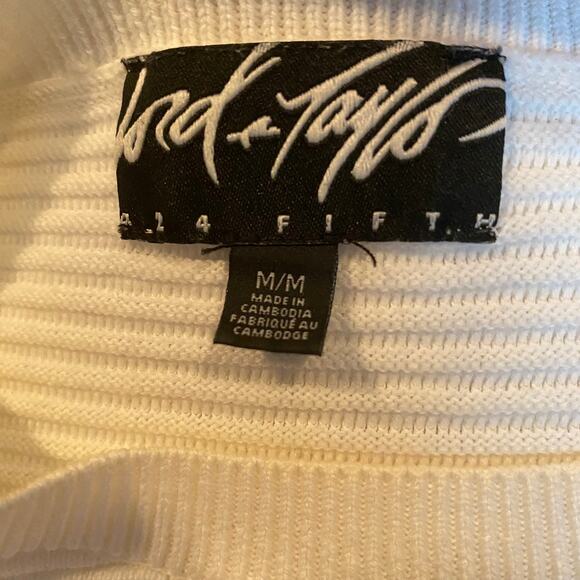 Lord & Taylor White Ribbed Crew Neck Sweater Size Medium - Picture 7 of 8